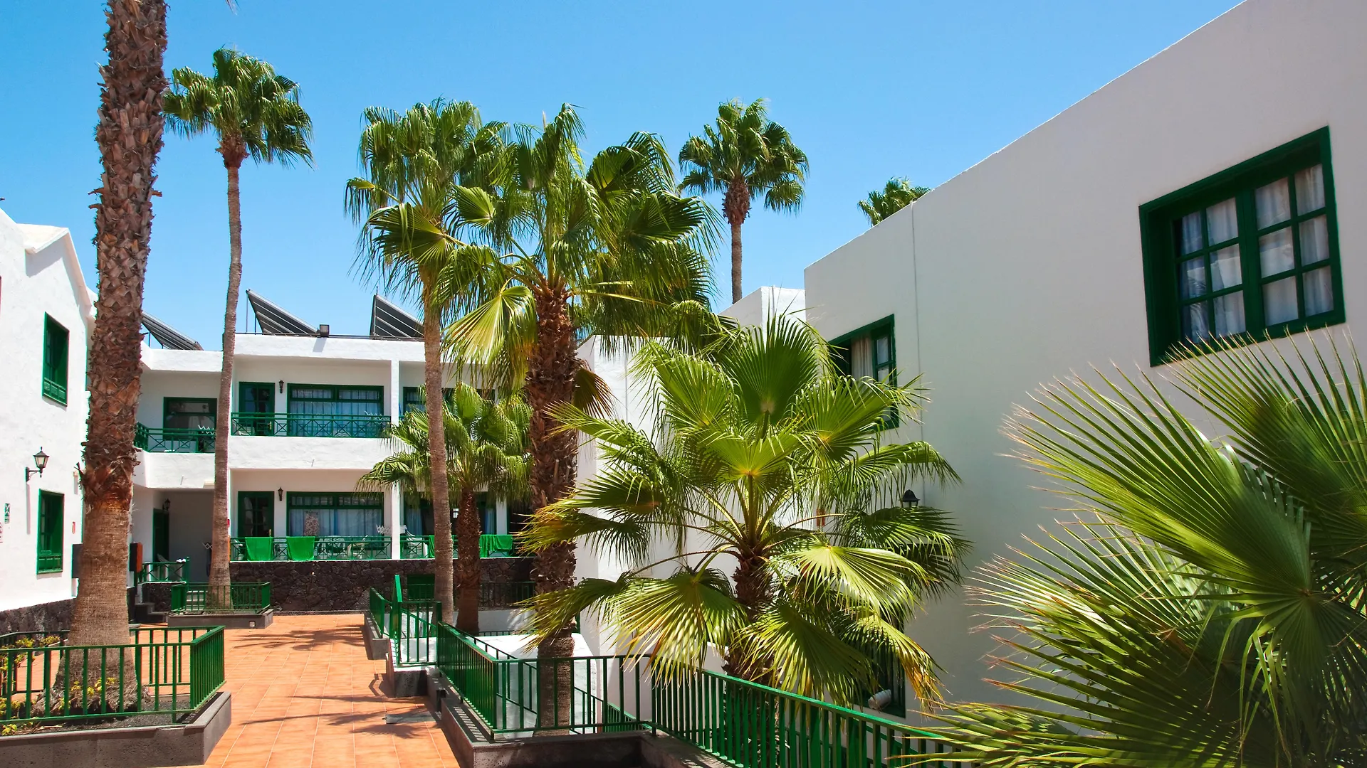 Apartamentos Elena Puerto del Carmen