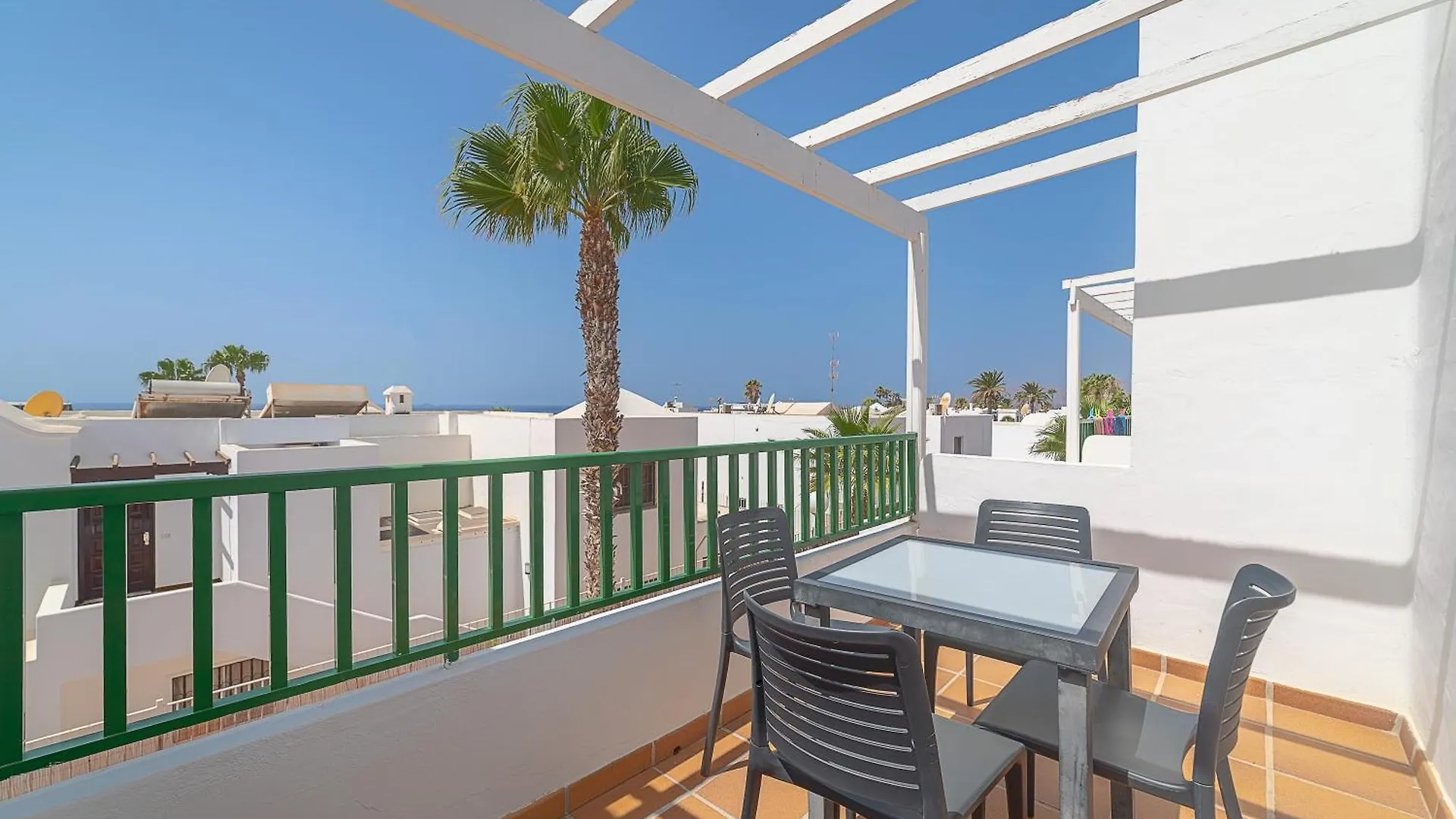 Apartamentos Elena Puerto del Carmen