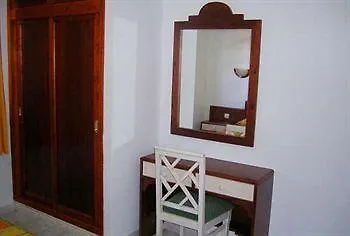 Apartamentos Elena Puerto del Carmen  0*, Puerto del Carmen (Lanzarote) España