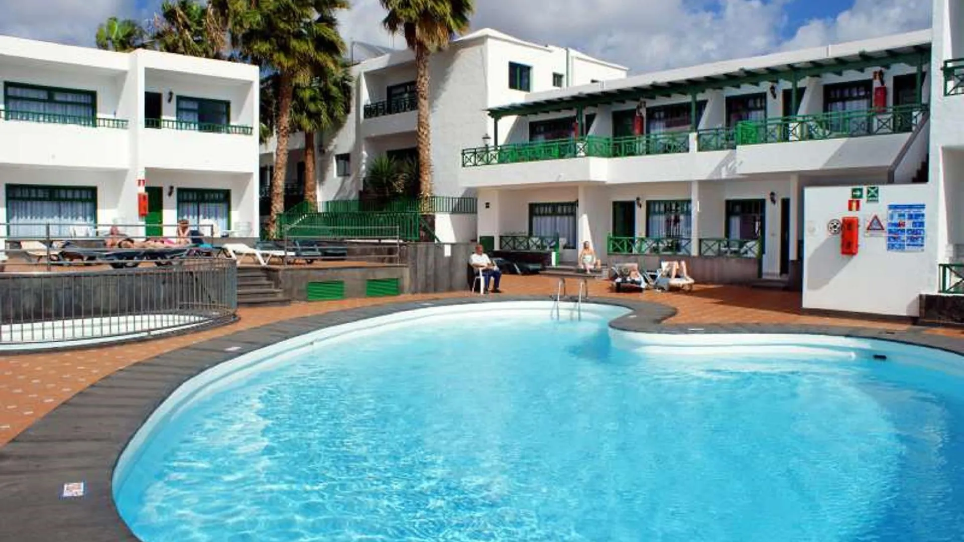 Apartamentos Elena Puerto del Carmen  Spanien