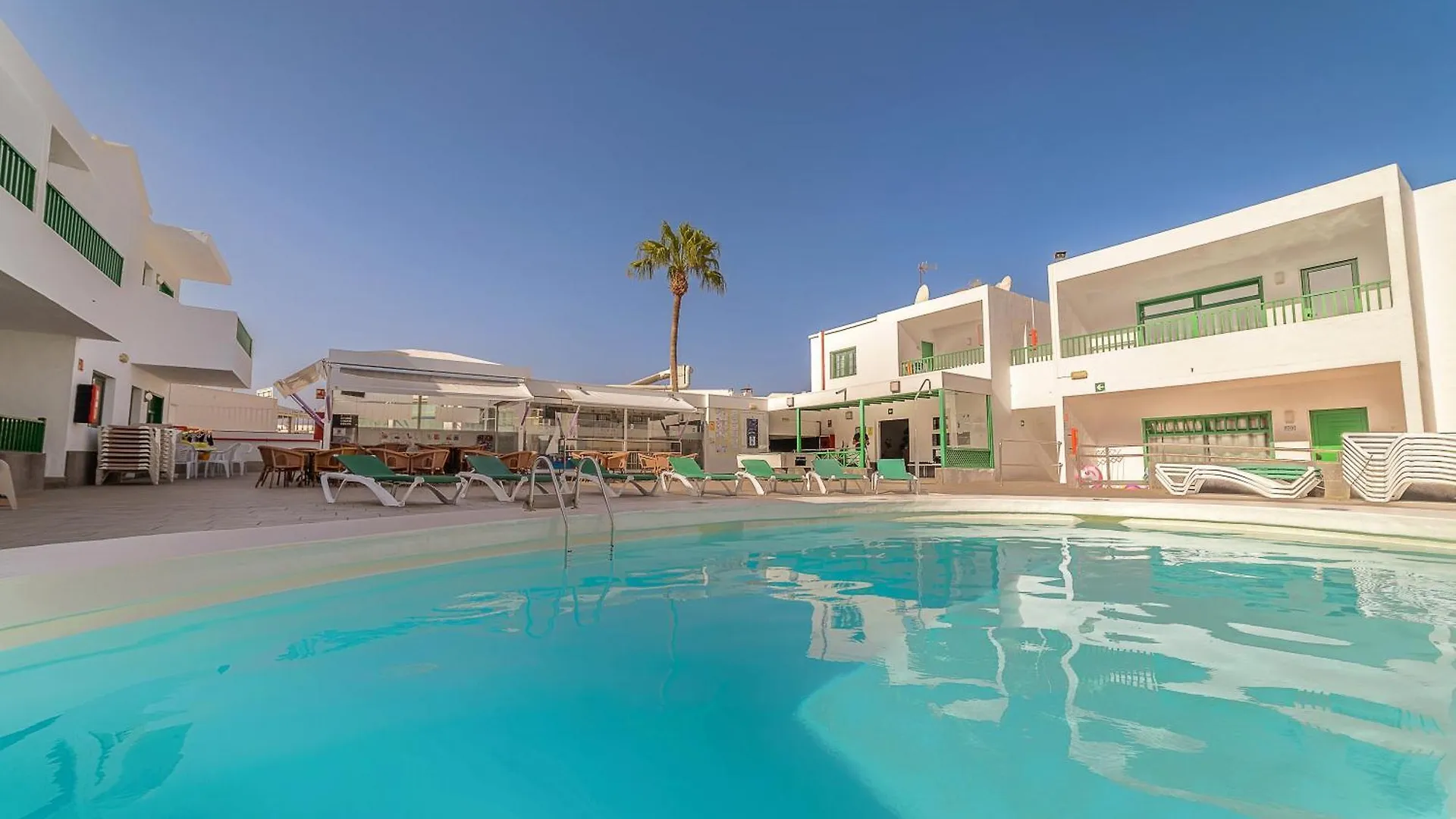 Apartamentos Elena Puerto del Carmen  Spanien