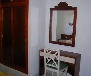 Apartamentos Elena Puerto del Carmen  0*, Puerto del Carmen (Lanzarote)